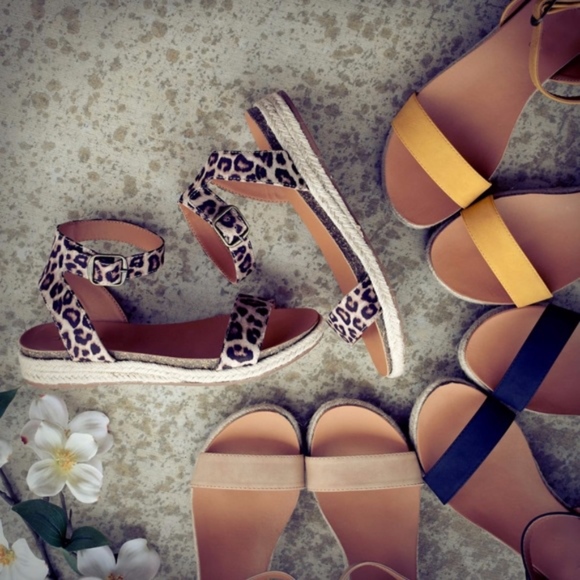 Shoes - LYNH Summer Flats - BLACK